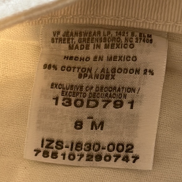 LEE RIDERS SLENDER STRETCH | SIZE 8 M | NWT | WHITE JEANS | BOOT CUT - Picture 3 of 8